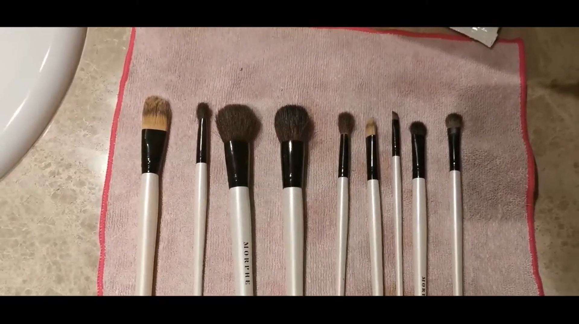 limpiar brochas maquillaje