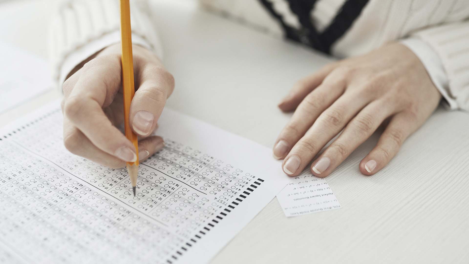 Análisis del examen oficial